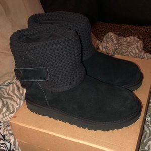 Black Darrah UGGS Kids